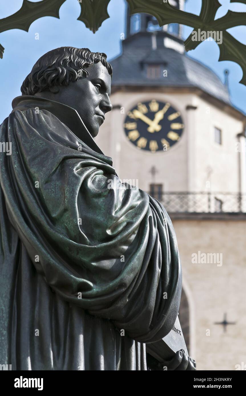 Statue martin luther in wittenberg -Fotos und -Bildmaterial in hoher ...