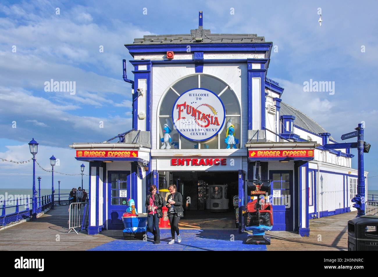 Funtasia Entertainment Center, Eastbourne Pier, Eastbourne, East Sussex, England, Vereinigtes Königreich Stockfoto