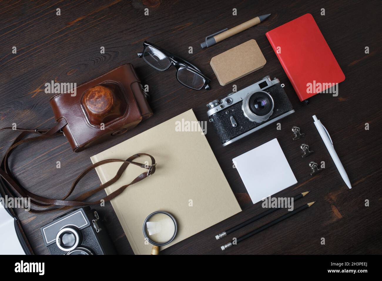 Reisekonzept, Retro-Kamera Stockfoto