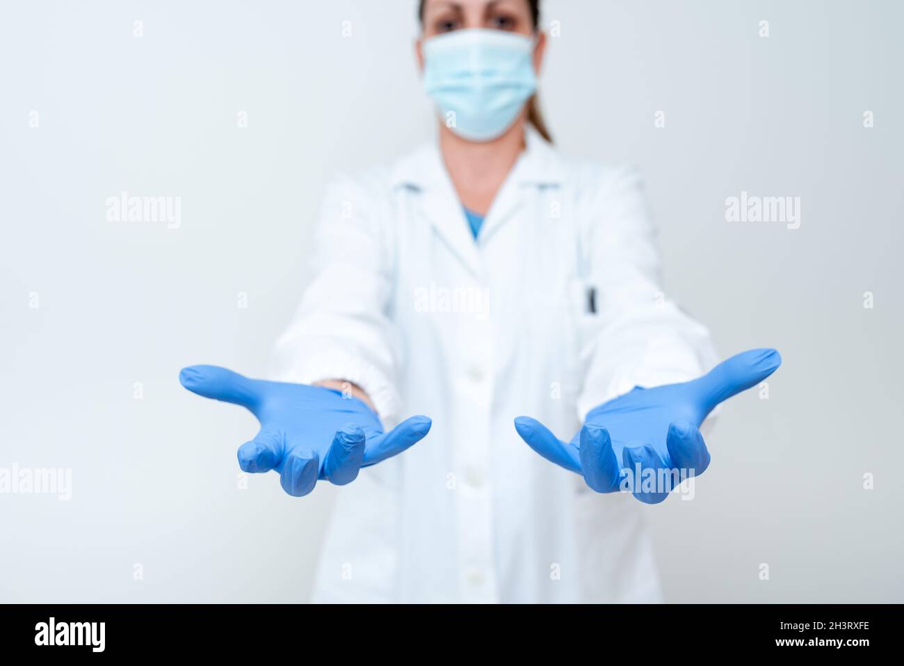 Demonstration Medizinischer Ideen Präsentation Neuer Wissenschaftlicher Entdeckungen Laborpräsentationen Wissenschaftsdiskussionen Wearing Occupation Stockfoto