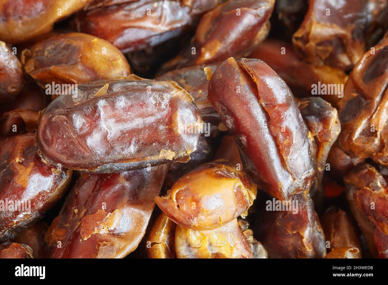 Nahaufnahme von getrockneten Datteln, selektiver Fokus. Stockfoto