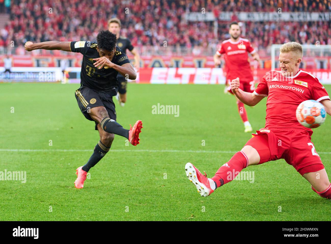 Kingsley COMAN, FCB 29 Punkte, schießt Tor, Tor, Treffer, 1-4 im Spiel 1.FC UNION BERLIN - FC BAYERN MÜNCHEN 1.Deutsche Fußballliga am 30. Oktober 2021 in Berlin, Deutschland. Saison 2021/2022, Spieltag 10, 1.Bundesliga, FCB, München, 10.Spieltag. © Peter Schatz / Alamy Live News - die DFL-VORSCHRIFTEN VERBIETEN DIE VERWENDUNG VON FOTOS als BILDSEQUENZEN und/oder QUASI-VIDEO - Stockfoto