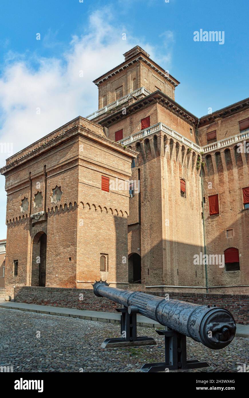 Castello Estense in der historischen Altstadt von Ferrara, Emilia-Romagna, Italien Stockfoto