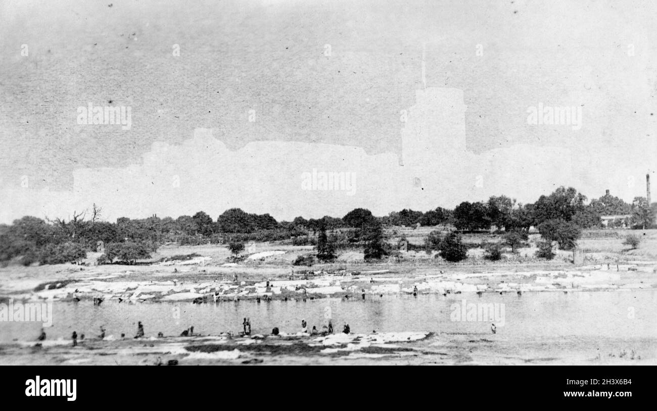 Szene am Ganges-Fluss, Indien, 1909. Stockfoto