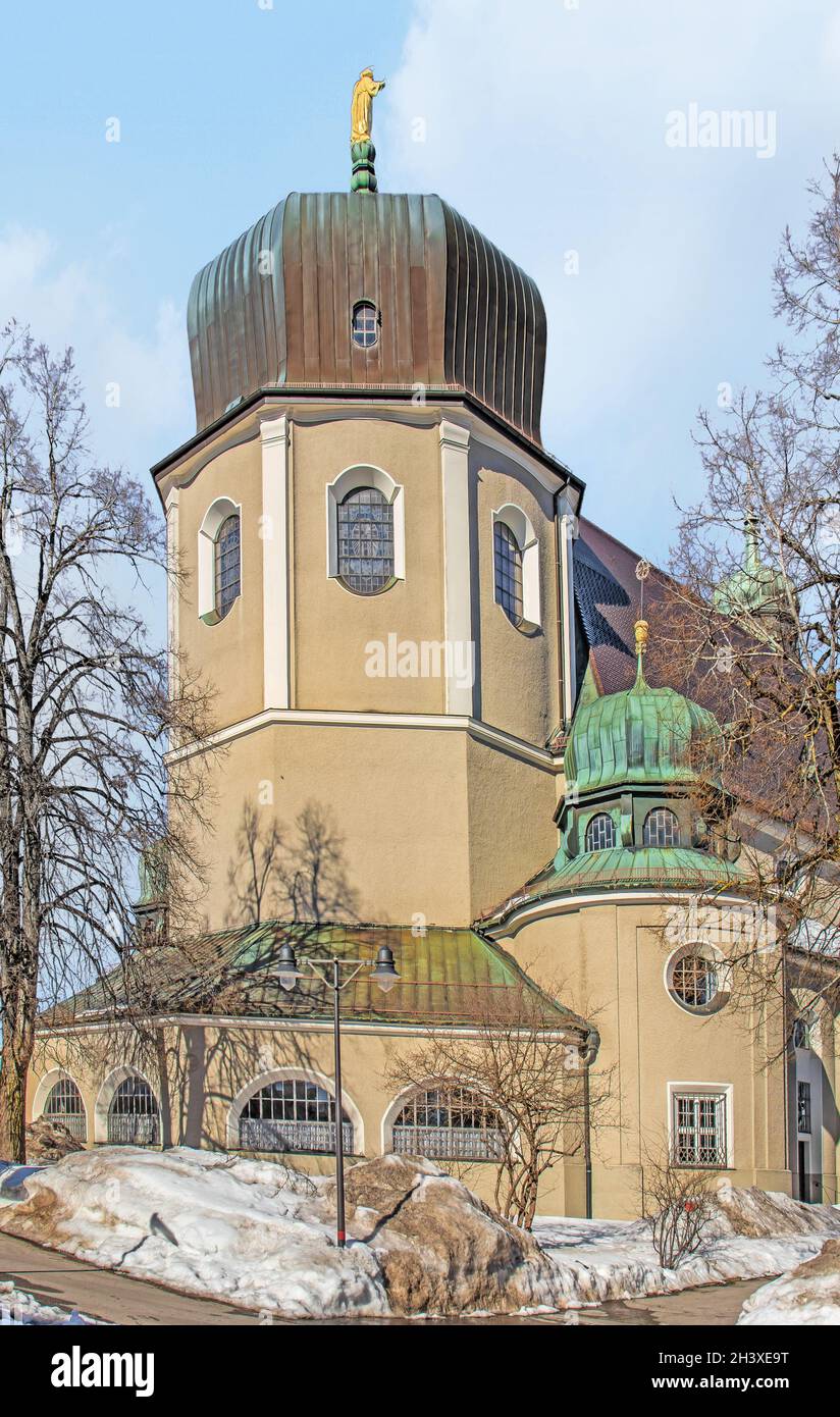 Katholische pfarrkirche von st peter und paul Fotos und Bildmaterial