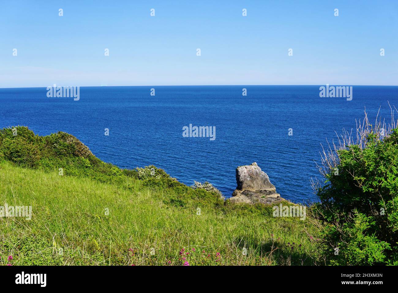 04. Juni 2021. Brixham, Großbritannien. Berry Head Meeresblick in Brixham, Devon, UK. Stockfoto