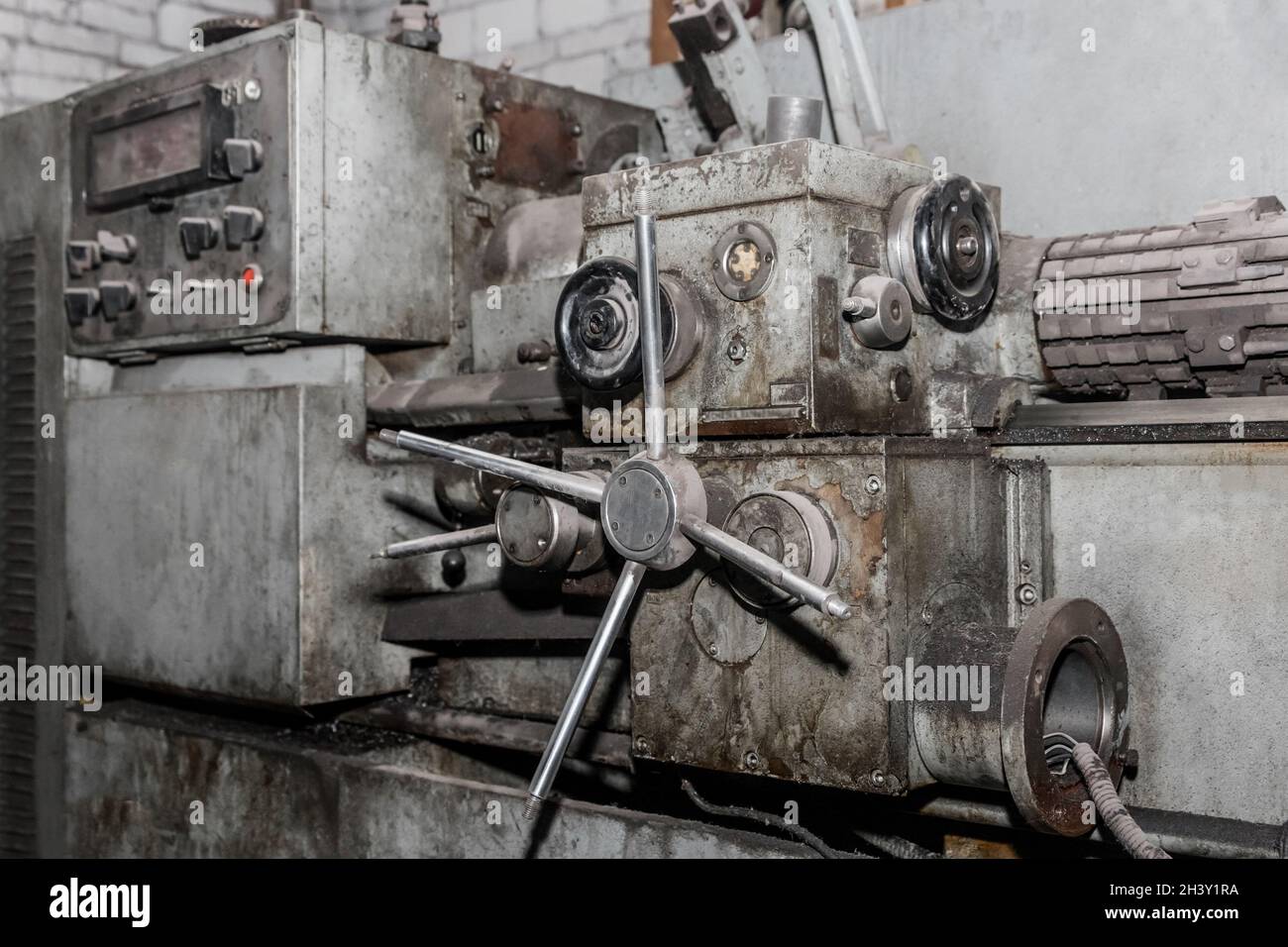 Drehmaschine Revolver alte Maschinenausrüstung für Schlosserarbeiten in einem Industriebetrieb. Stockfoto