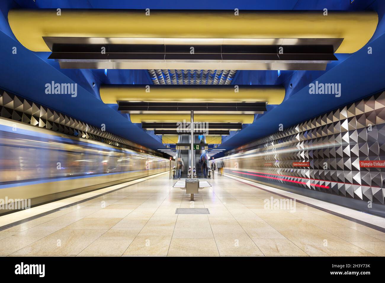 U-Bahn-Station München Olympia-Einkaufszentrum OEZ Stockfoto