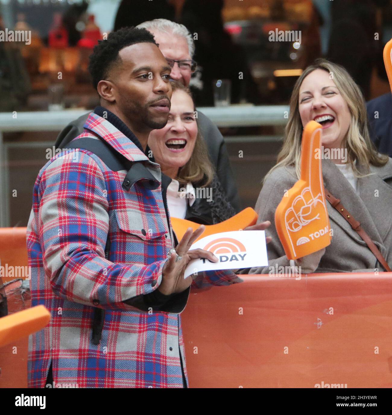 29. Oktober 2021.Victor Cruz auf der heutigen TV-Show Halloween-Special auf der Rockeffeller Plaza in New York 29. Oktober 2021 Quelle: RW/MediaPunch Stockfoto