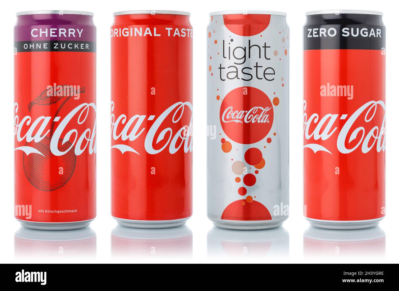 Coca Cola Coca-Cola-Produkte Limonade alkoholfreie Getränke in Dose Ausschnitt isoliert vor weißem Hintergrund Stockfoto
