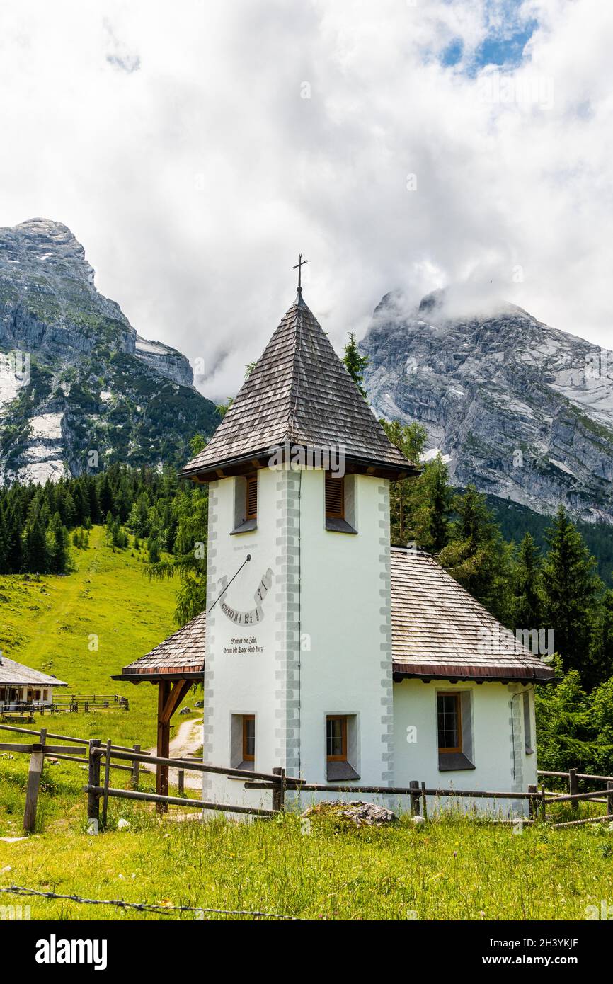 Kleine Kapelle am KÃ¼hrointhÃ¼tte in KÃ¶nigssee, Berchtesgaden, Bayern, Deutschland Stockfoto