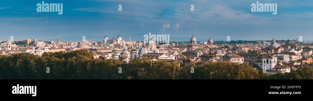 Rom, Italien. Skyline Skyline mit dem Pantheon, der Altar des Vaterlandes und andere berühmte Lanmarks in Alte historische Stadt Stockfoto