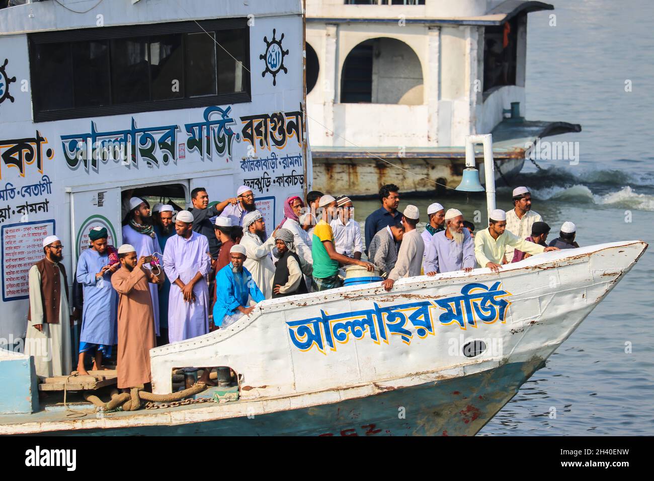 Meghna River, Bangladesh : Adventure-9, sehr bekanntes Passagierschiff in Bangladesch Stockfoto