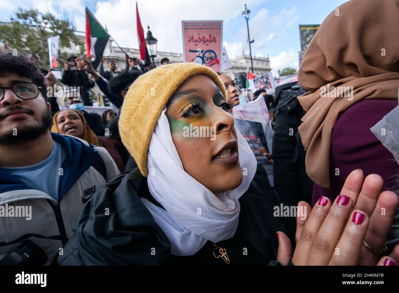 Sudanesische Demonstranten gehen in London gegen Militärputsch auf die Straße -London- 30/11/2021 Stockfoto