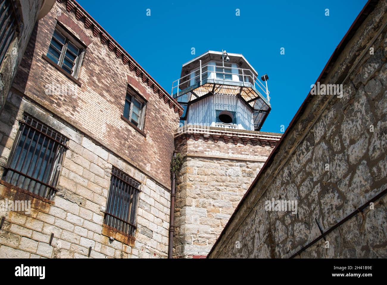 Wachturm für Gefängniswärter im Eastern State Penitentiary, USA Stockfoto