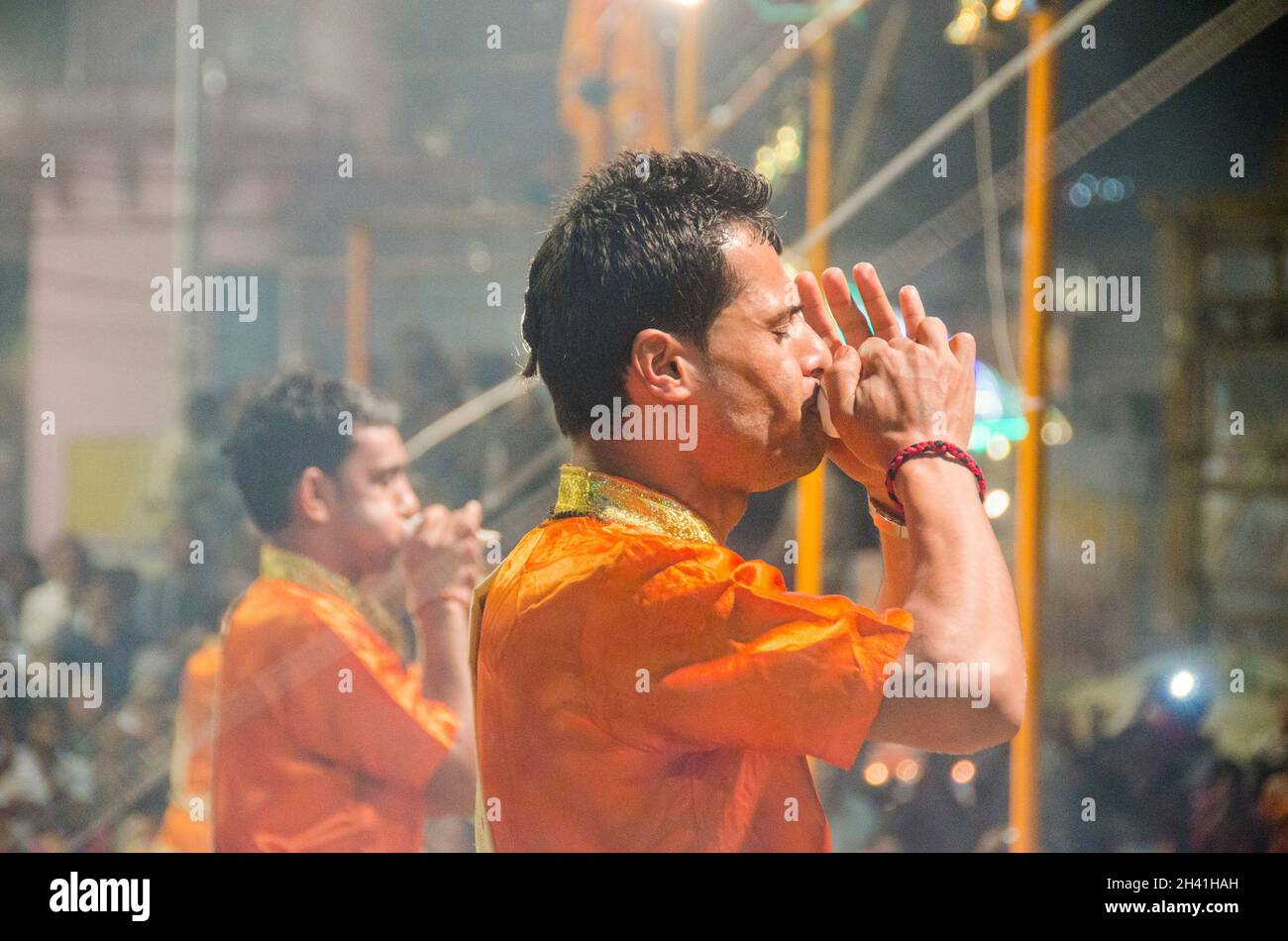 varanasi ganga aarti uttar pradesh indien Stockfoto