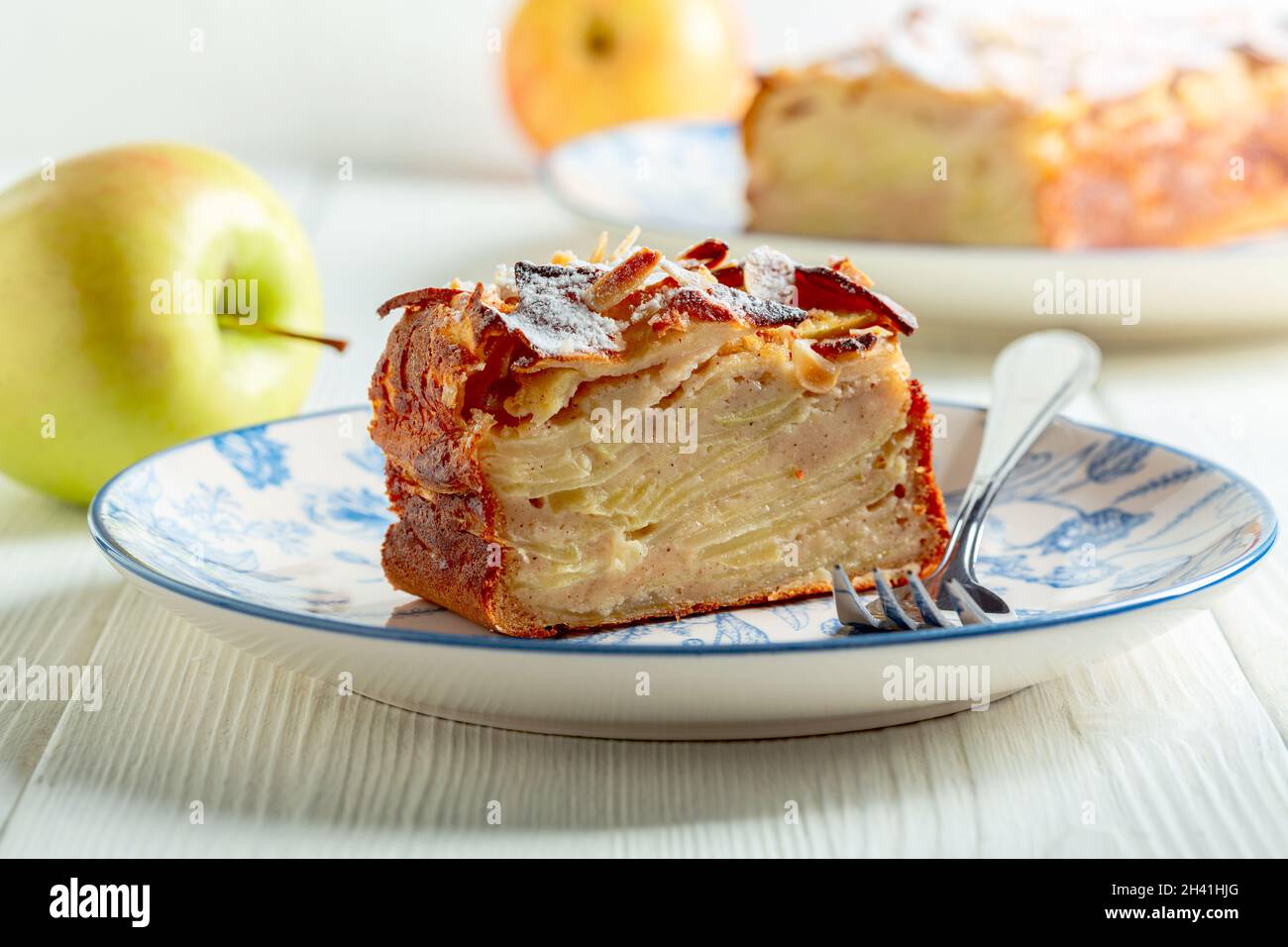 Unsichtbarer Apfelkuchen. Hausgemachte Kuchen. Stockfoto