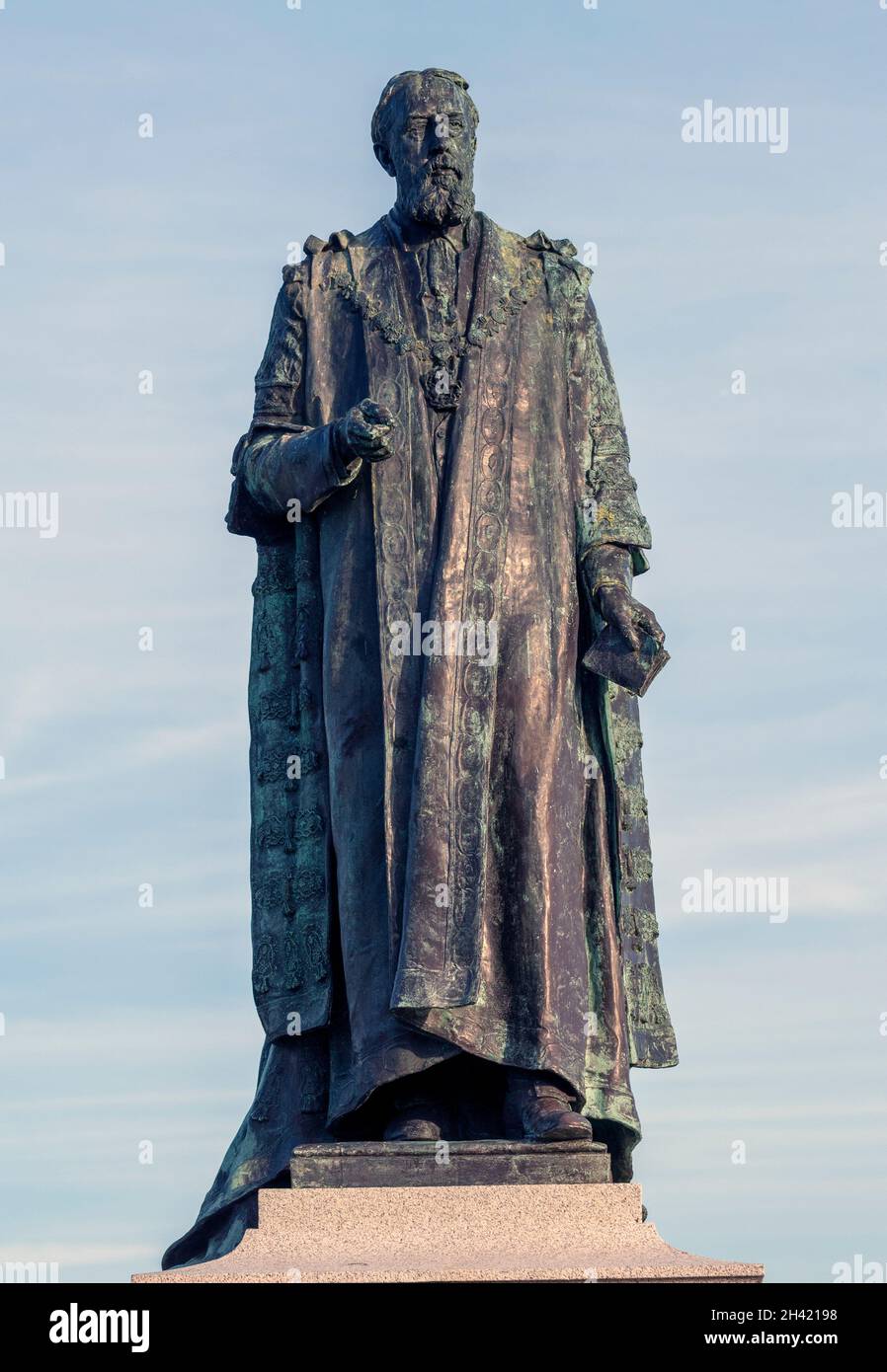 Statue auf der Eastbourne Promenade von Spencer Compton, 8. Duke of Devonshire und ehemaliger Bürgermeister von Eastbourne 1897-1898, Eastbourne, West Sussex, England, Großbritannien Stockfoto