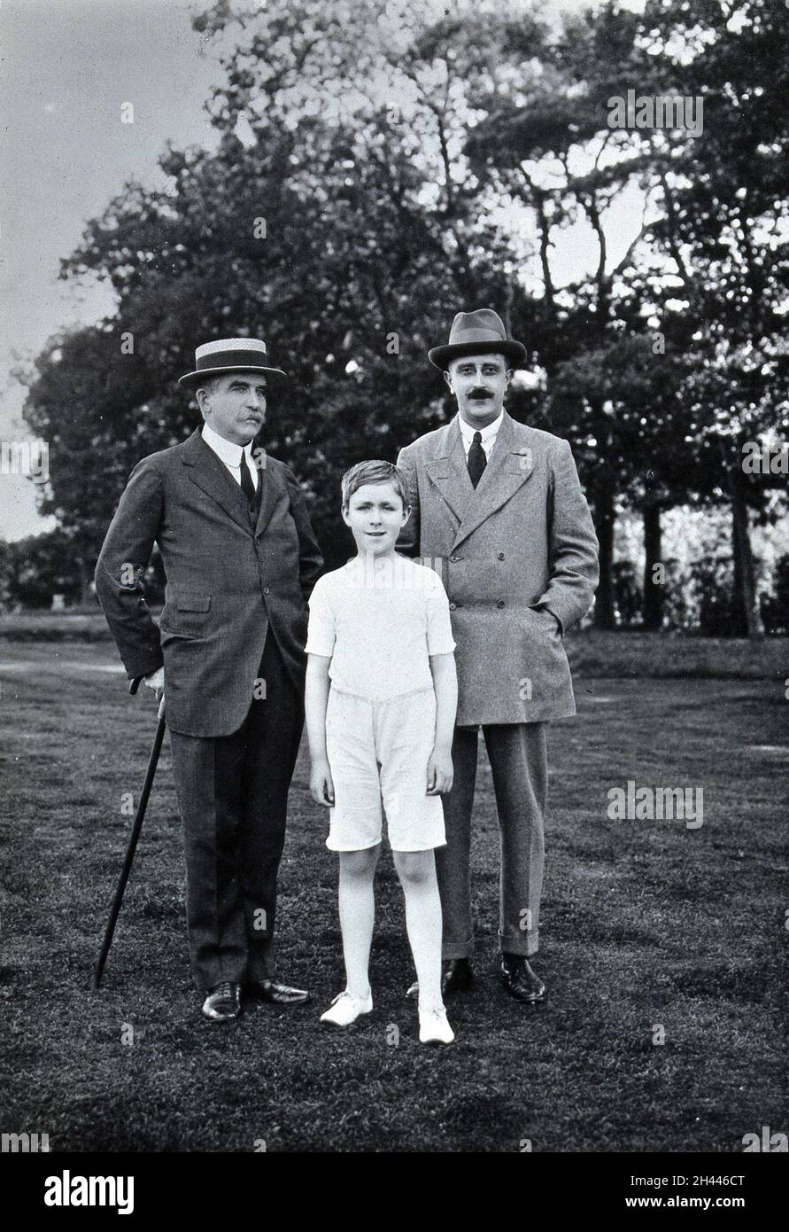 Henry Solomon Wellcome, Henry Mounteney Wellcome und dessen Tutor G.S. Farnfield. Foto. Stockfoto