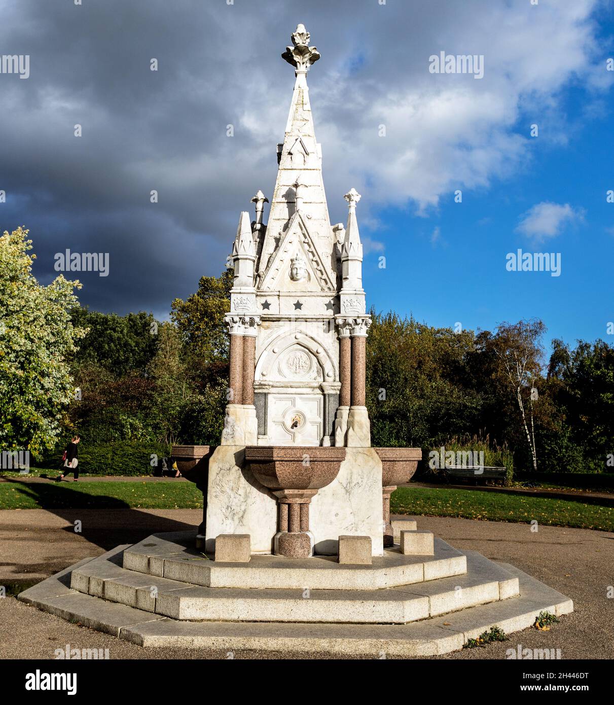 The Ready Money Drinking Fountain Regents Park London Großbritannien Stockfoto