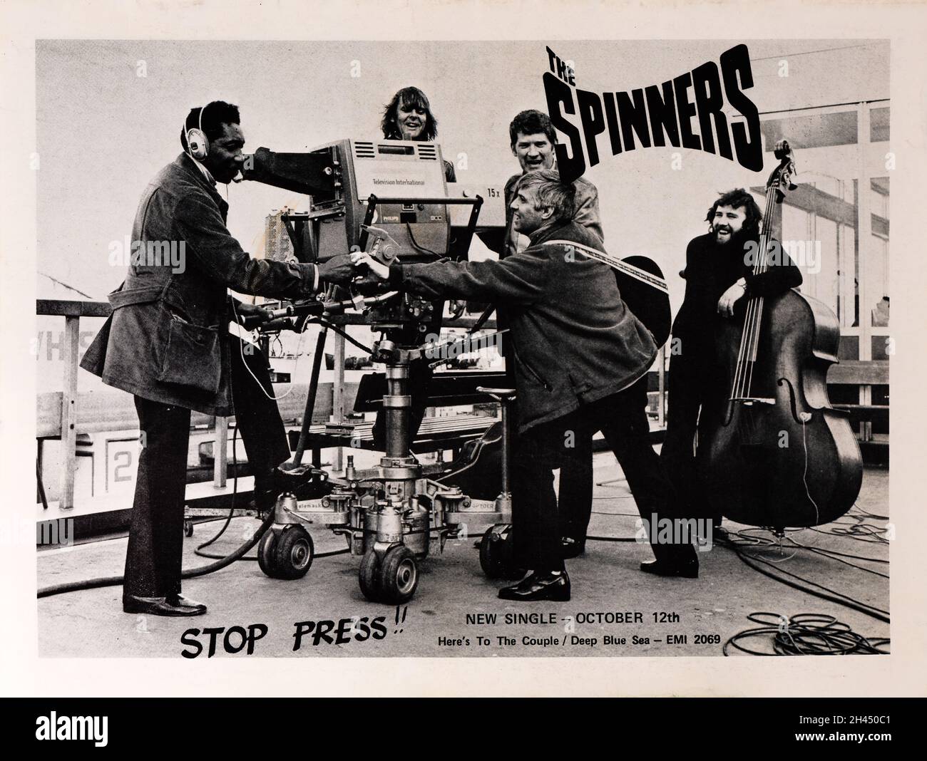 Memories of EMI - Souvenir Programm der Spinners neue Single Here's to the couple, EMI 2069. Stockfoto