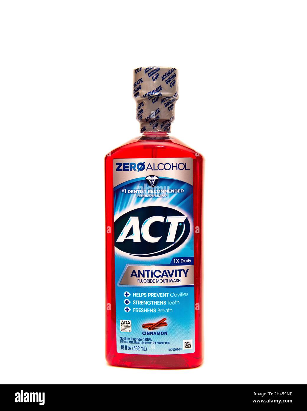 Eine Plastikflasche mit ACT-Zimt-Geschmack anticavity Fluorid Mundwasser, mit Null Alkohol, die #1 Zahnarzt empfohlen Fluorid Marke. Stockfoto