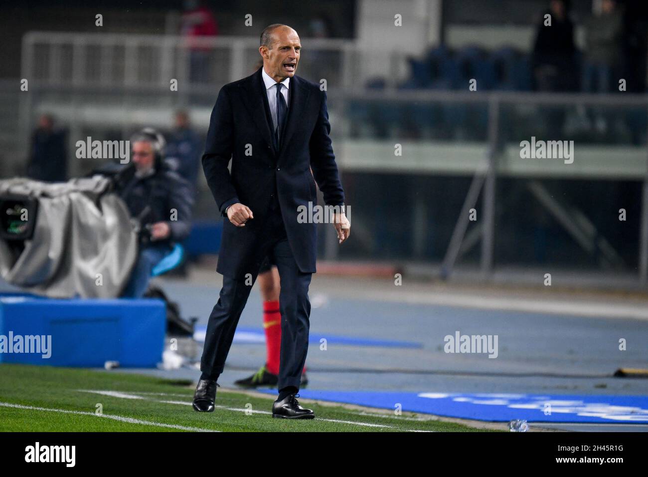 Marcantonio Bentegodi Stadium, Verona, Italien, 30. Oktober 2021, Massimiliano Allegri (Cheftrainer Juventus) Gesten während des FC Hellas Verona gegen Juven Stockfoto