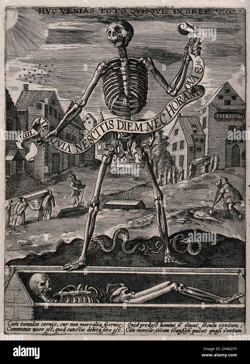 Der Tod hält eine Schriftrolle, während er an einem offenen Grab steht. Ätzen. Stockfoto