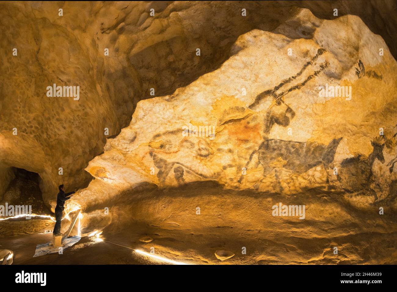 FRANKREICH, MONTIGNAC - LASCAUX, DORDOGNE (24): NENNEN SIE LASCAUX 4 AM 12. OKTOBER 2016. FOTOTOUR DURCH DAS INTEGRALE FAKSIMILE: DIE HALLE O Stockfoto