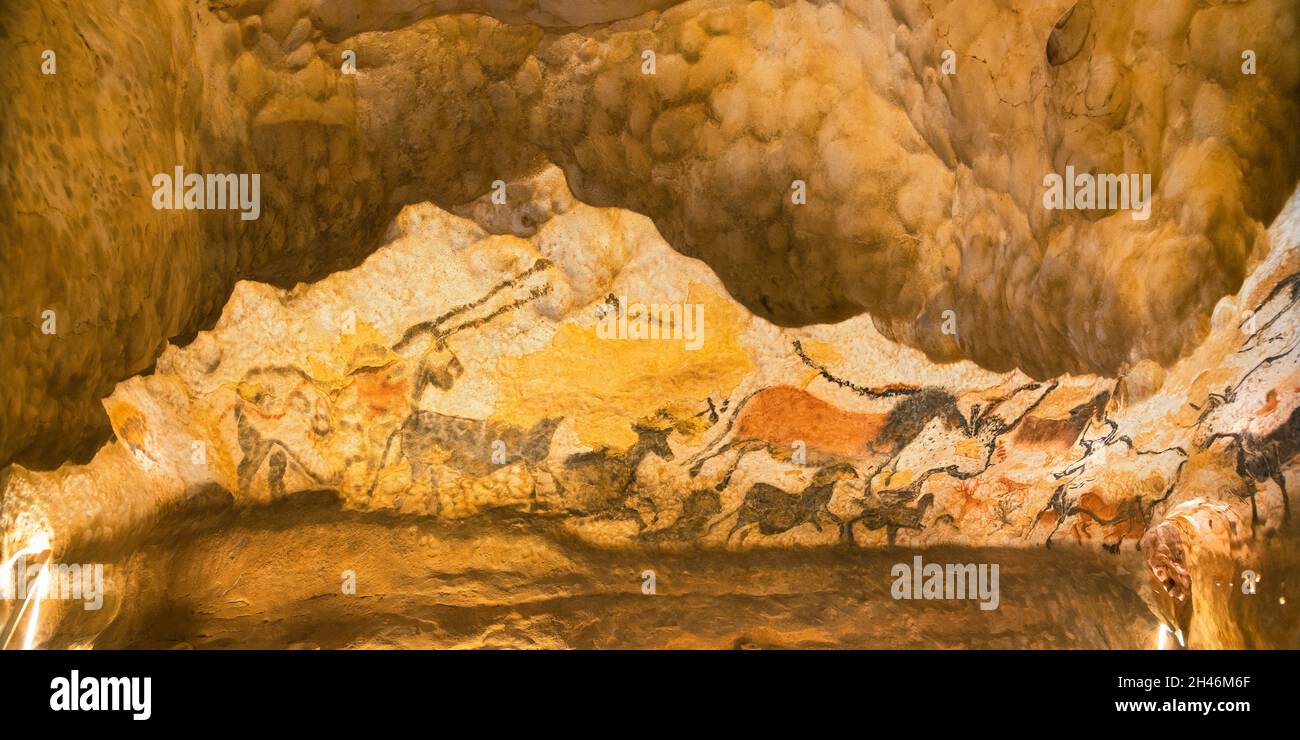 FRANKREICH, MONTIGNAC - LASCAUX, DORDOGNE (24): NENNEN SIE LASCAUX 4 AM 12. OKTOBER 2016. FOTOTOUR DURCH DAS INTEGRALE FAKSIMILE: DIE HALLE O Stockfoto