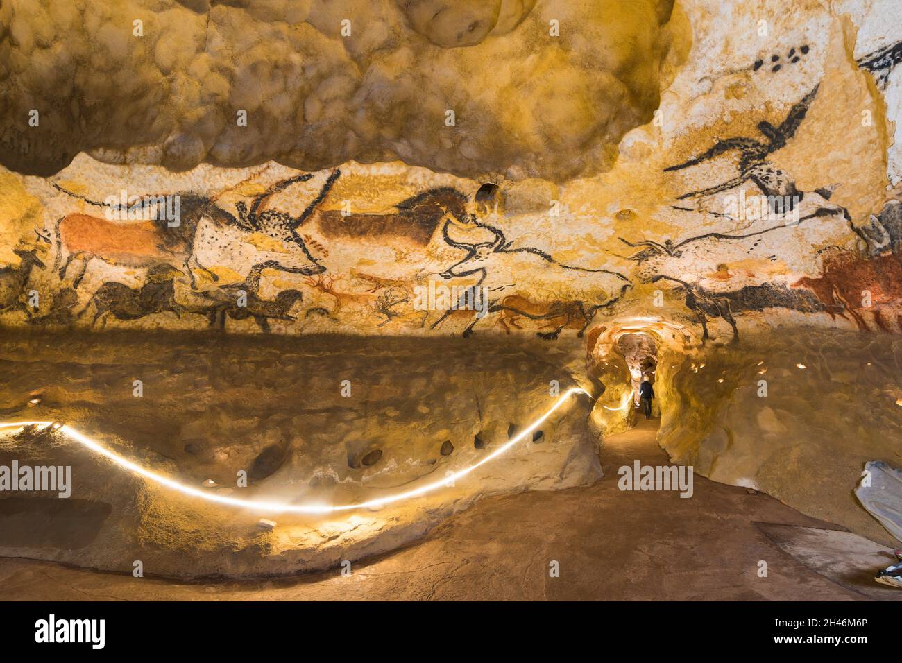 FRANKREICH, MONTIGNAC - LASCAUX, DORDOGNE (24): NENNEN SIE LASCAUX 4 AM 12. OKTOBER 2016. FOTOTOUR DURCH DAS INTEGRALE FAKSIMILE: DIE HALLE O Stockfoto