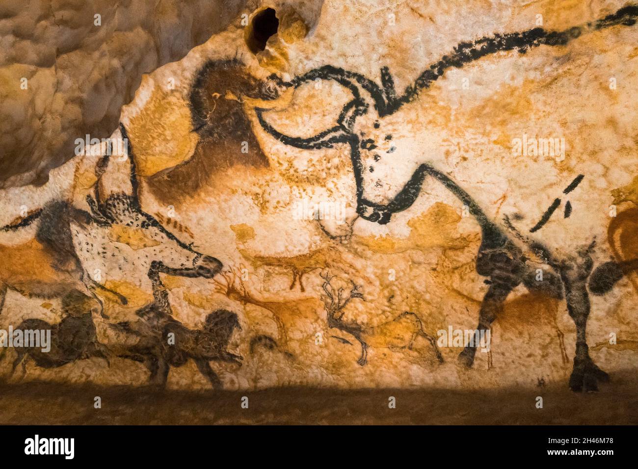 FRANKREICH, MONTIGNAC - LASCAUX, DORDOGNE (24): NENNEN SIE LASCAUX 4 AM 12. OKTOBER 2016. FOTOTOUR DURCH DAS INTEGRALE FAKSIMILE: DIE HALLE O Stockfoto