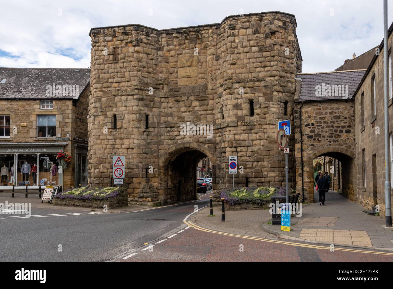 Alnwick Town Walls, Northumberland, Großbritannien Stockfoto