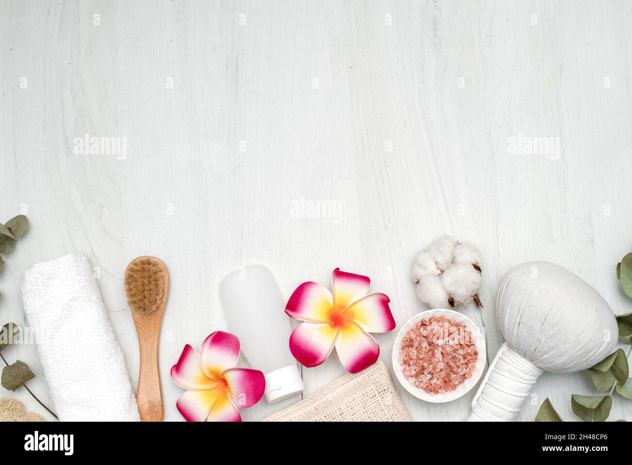 Natürliche Bio-Kosmetik und Produkte für Spa-Behandlungen und Entspannung für die Pflege von Frauen. Hautpflegeprodukte. Stockfoto