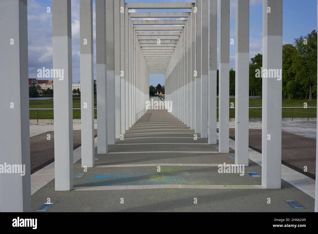 Schwerin, Deutschland - 20. Juli 2021 - das Kloster im Bauhaus-Stil Stockfoto