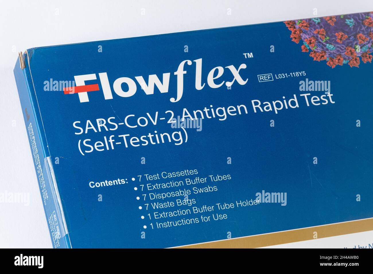 Flowflex Lateral-Flow-Selbsttest-Kit für das Covid-19-Virus (Coronavirus SARS-CoV-2-Antigen) – Packung mit 7 Tests, Großbritannien Stockfoto