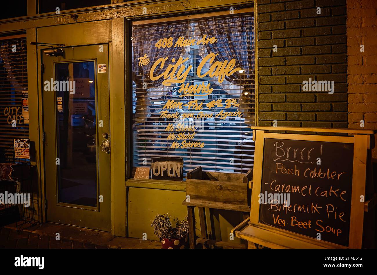 Das City Cafe befindet sich auf der Main Avenue, 9. Januar 2015, in Northport, Alabama. Das Diner wurde 1931 eröffnet und serviert südliche Küche. Stockfoto