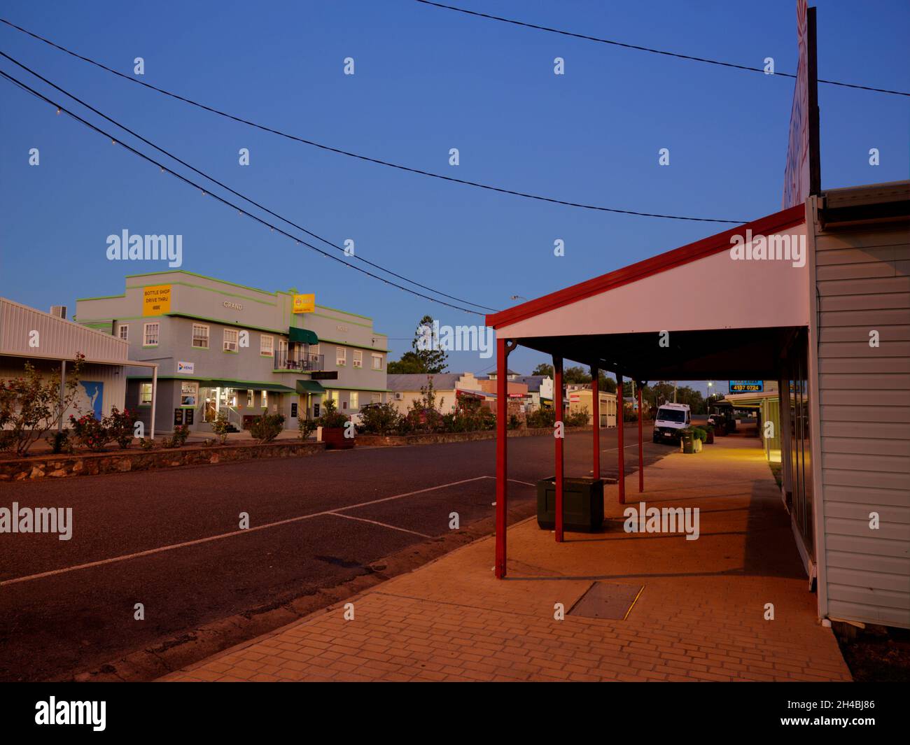 Straßenbild im Verandra-Stil auf der Edward Street Biggenden Queensland Australia Stockfoto