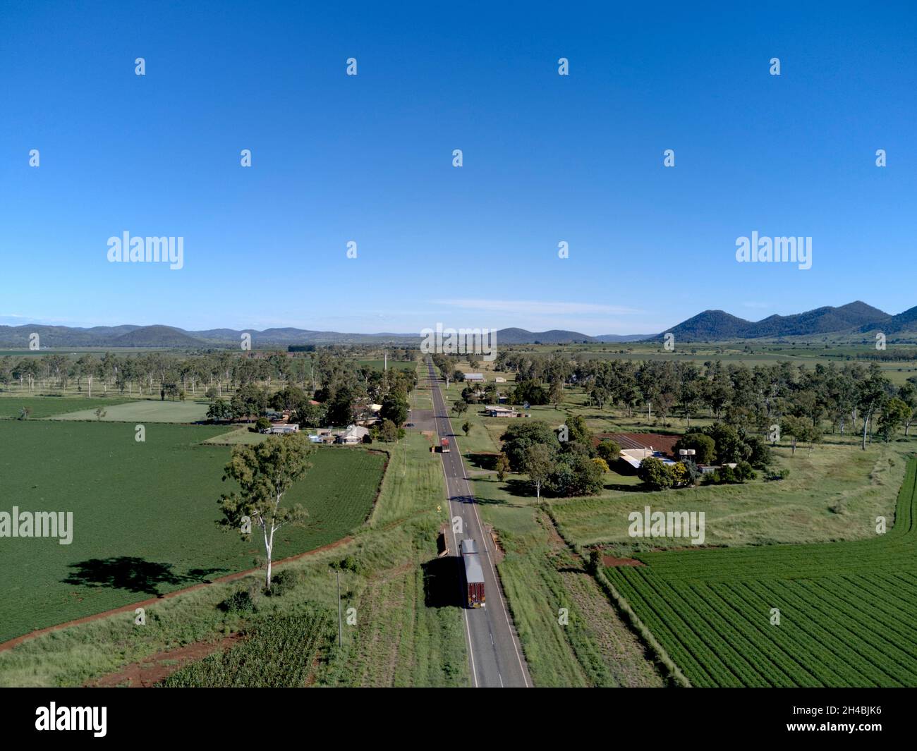 Luftbild der Coalstoun Lakes ein ländliches Dorf und eine Ortschaft in der North Burnett Region, Queensland, Australien. Stockfoto