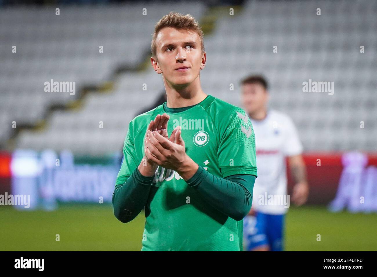 Odense, Dänemark. November 2021. Torwart Hans Christian Bernat von ob nach dem 3F Superliga-Spiel zwischen Odense Boldklub und Aarhus GF im Nature Energy Park in Odense. (Foto: Gonzales Photo/Alamy Live News Stockfoto