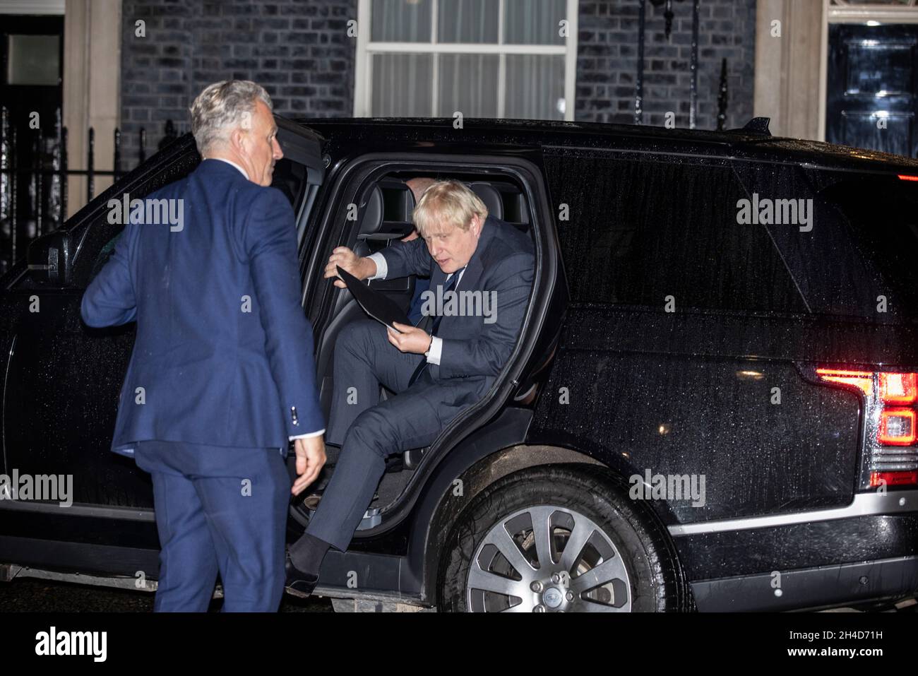 Premierminister Boris Johnson lädt die führenden Wirtschaftsvertreter der Welt auf Platz 10 in die Downing Street ein, um „Global Britain“ zu gründen. Stockfoto