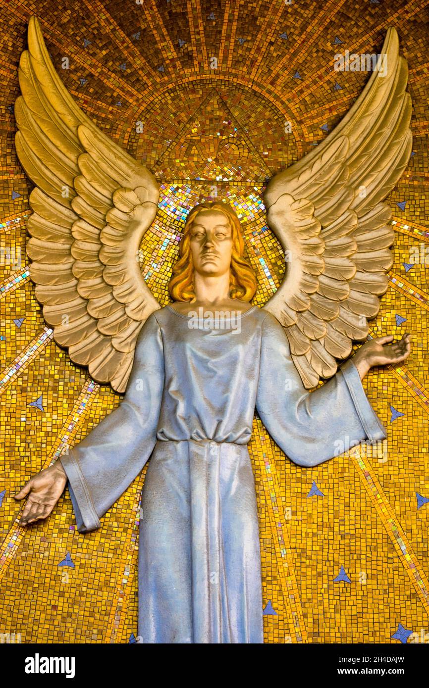 Engel auf dem Friedhof Vysehrad Prag Tschechien Stockfoto