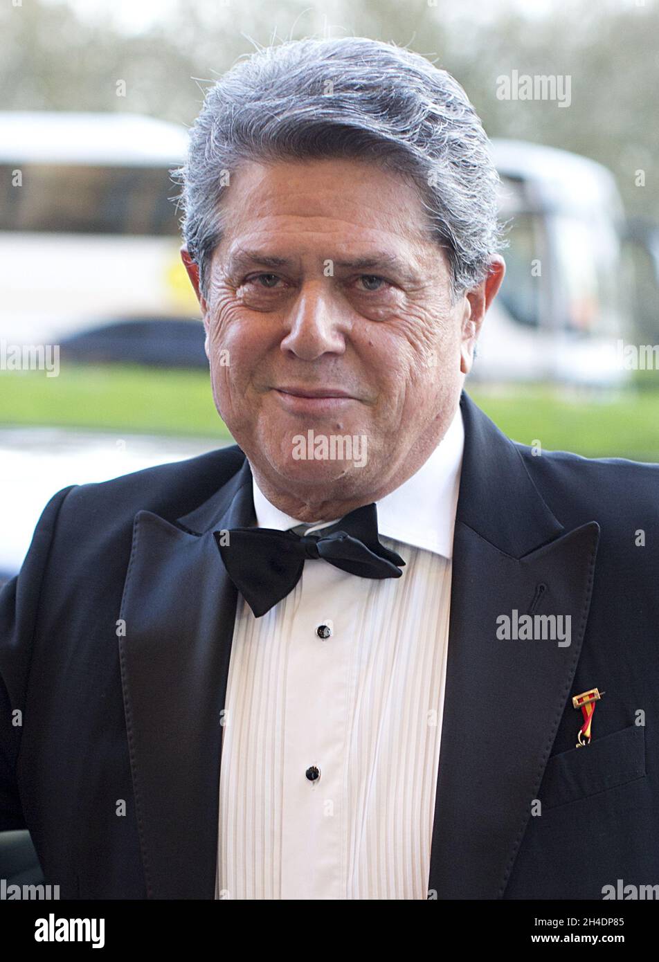 Der Botschafter Spaniens, Federico Trillo, kommt bei der Gedenkgala zum 100. Jahrestag der britisch-spanischen Gesellschaft im Dorchester Hotel im Zentrum von London an. Stockfoto