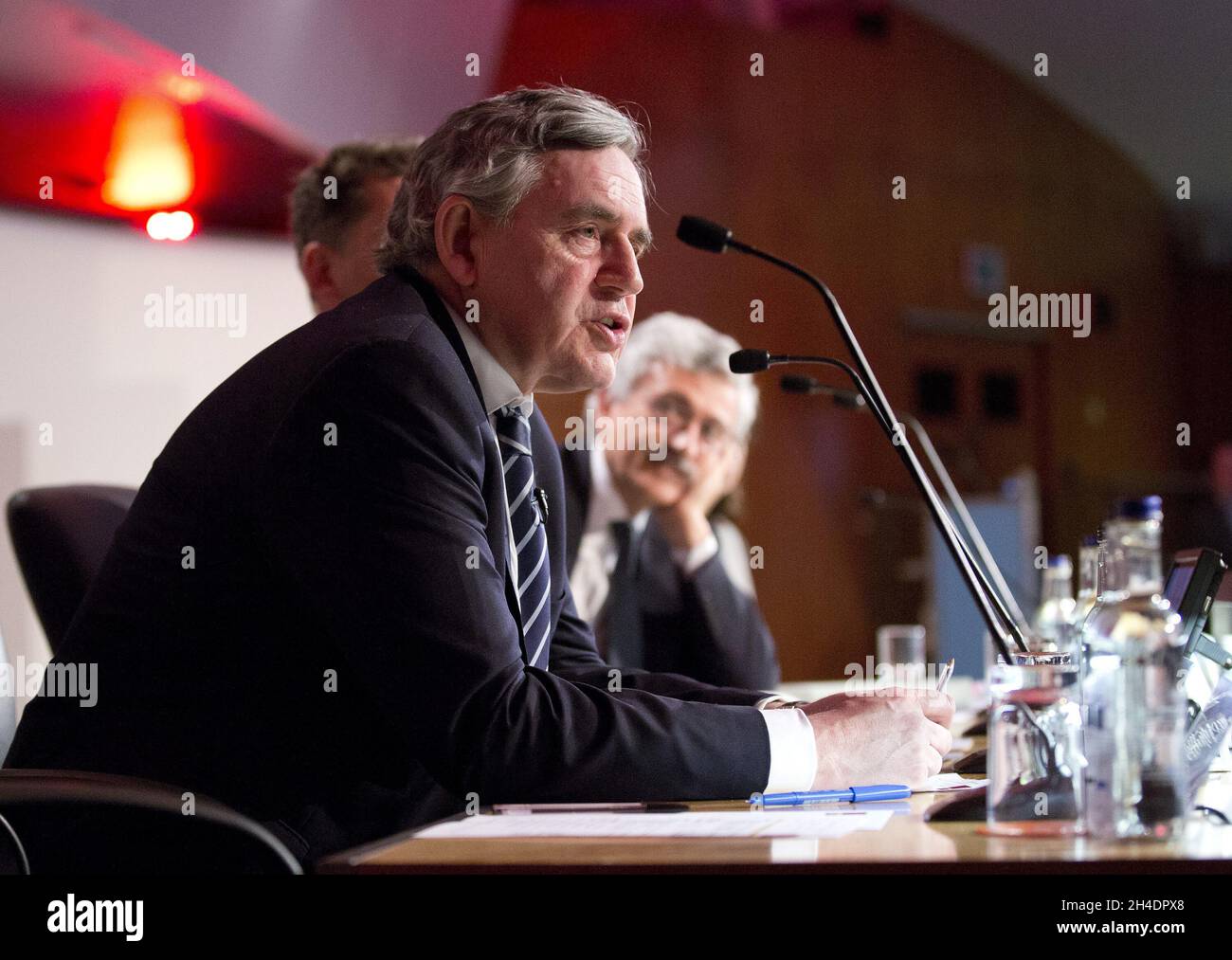 Gordon Brown, der Politiker der britischen Labour-Partei, hält eine wichtige Rede zum EU-Referendum auf der Sommerkonferenz der Fabian Society 'Großbritanniens Zukunft, Labours Zukunft' 2016 im Congress Center im Zentrum von London am 21. Mai 2016. Stockfoto