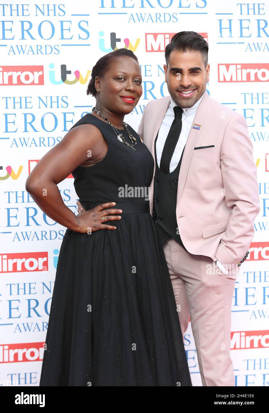 Dr. Ranj Singh und Gast bei den NHS Heroes Awards im Hilton Hotel in London am 14. Mai 2018. Stockfoto