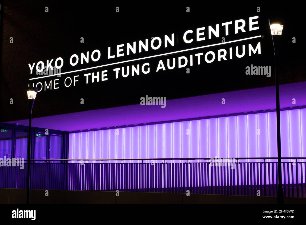 Yoko Ono Lennon Centre, University of Liverpool Tung Auditorium. Stockfoto