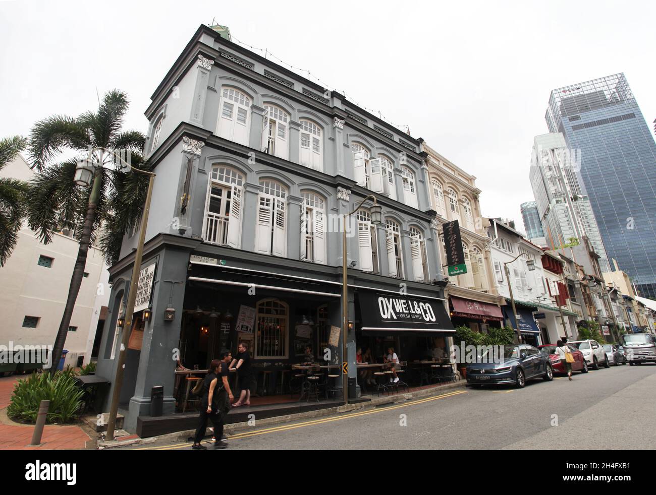 Alte Geschäfte von Oxwell & Co entlang der Ann Siang Road im Chinatown-Viertel von Singapur. Stockfoto