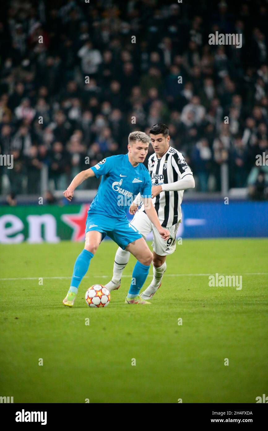 Andrey Mostovoy von Zenit St. Petersburg während des UEFA Champions League, Gruppe H Fußballspiels zwischen Juventus und Zenit am 2. November 2021 im Allianz-Stadion in Turin, Italien - Foto Nderim Kaceli / DPPI Stockfoto