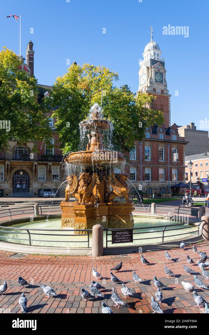Leicester Town Hall Fountain, Town Hall Square, Leicester, Leicestershire, England, Vereinigtes Königreich Stockfoto