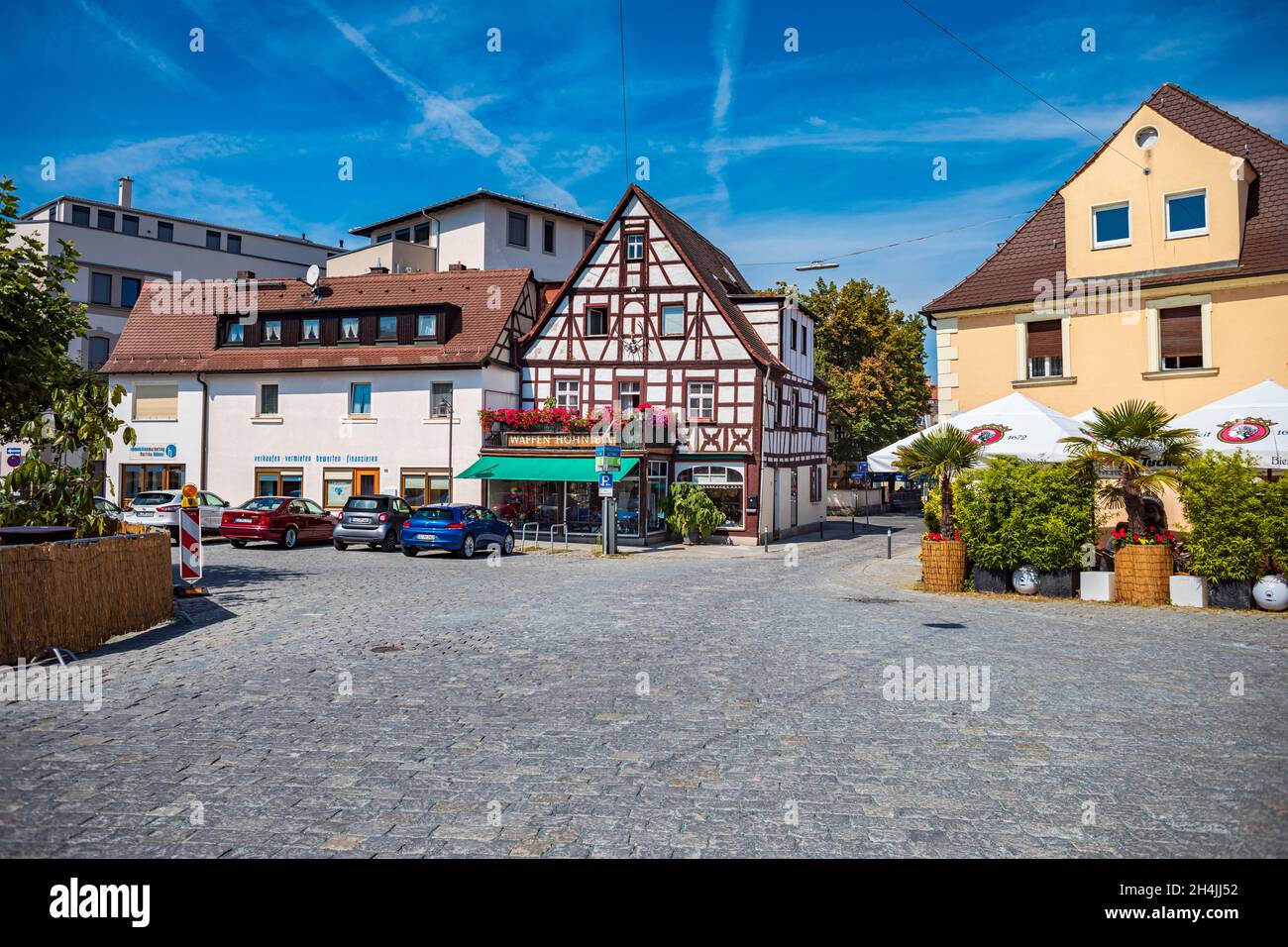 FORCHHEIM, DEUTSCHLAND - CA. AUGUST 2021: Der Marktplatz von Forchheim, Bayern, Deutschland Stockfoto